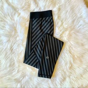 GAP FIT XS gfast striped leggings